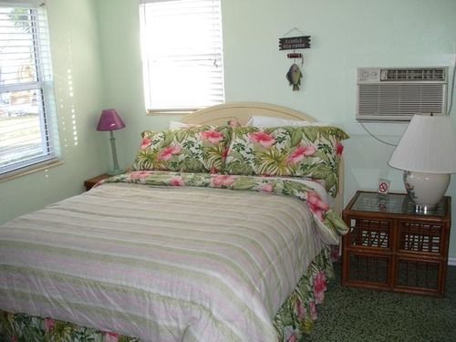 Knolls Court Motel Matlacha Bagian luar foto